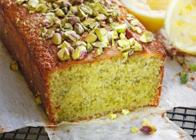 طريقة عمل كيكة الفستق والحبهان