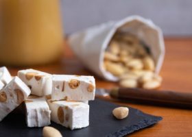 طريقة عمل النوجا بدون بيض