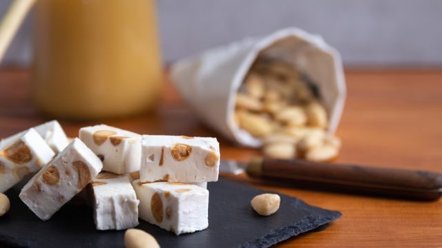 طريقة عمل النوجا بدون بيض