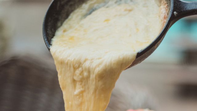 طريقة عمل صوص الجبنة السايحة
