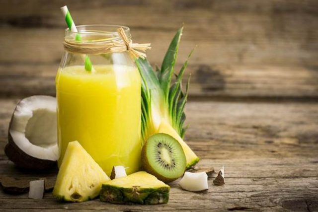 طريقة عمل عصير الاناناس والكيوي بالحليب