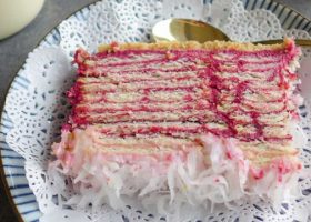 طريقة عمل ليزي كيك رد فلفت