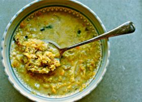 طريقة عمل شوربة الفريكة