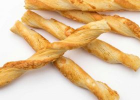 طريقة عمل الحلى المبروم بالقرفة