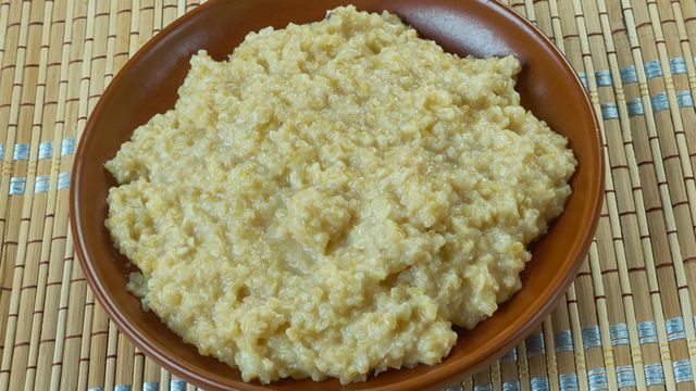 طريقة عمل الهريسة السعودية