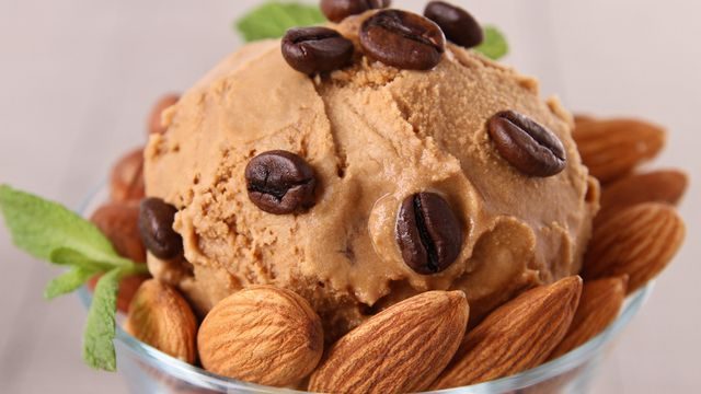 طريقة عمل ايس كريم بالقهوة