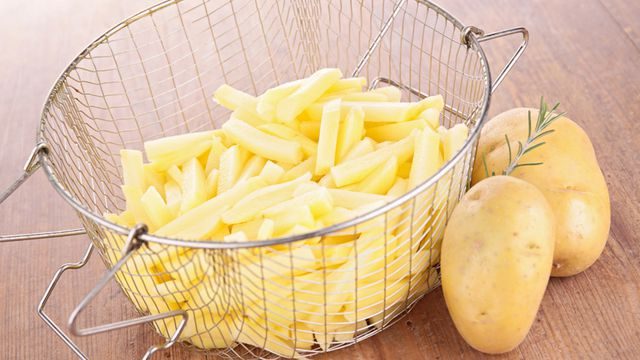 طريقة تخزين البطاطس في الفريزر