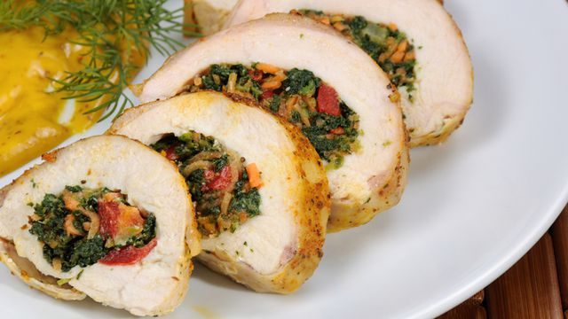 طريقة عمل تشيكن رول بالخضار