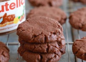 طريقة عمل كوكيز النوتيلا بثلاث مكونات