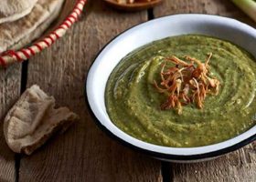 طريقة عمل البصارة المصرية بالملوخية