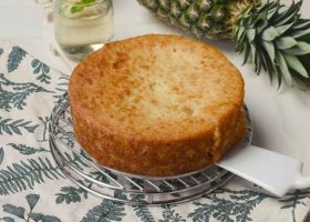 طريقة عمل الكيك بالاناناس بـ3 مكونات