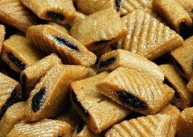 طريقة عمل القراقيش بالعجوة