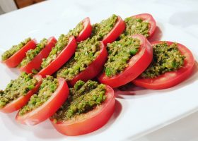 طريقة عمل طماطم مخللة