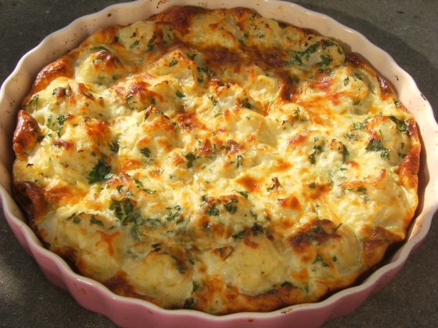 طريقة عمل طاجن القرنبيط بالدجاج