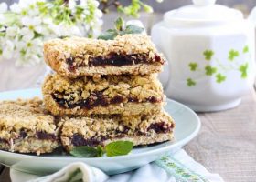 طريقة عمل مبروشة التمر