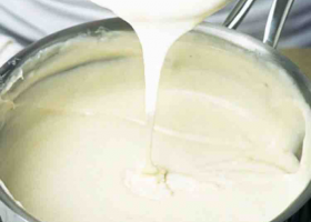 طريقة عمل صوص الشكولاتة الابيض