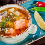 طريقة عمل شوربة السلمون وسمك القاروص