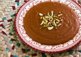 طريقة عمل عصيدة التمر