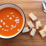 طريقة عمل شوربة الطماطم المشوية