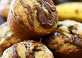 طريقة عمل مافن الموز والنوتيلا