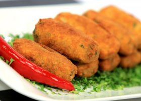 طريقة عمل كفتة الدجاج بالجبن