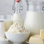 طريقة حفظ الالبان والاجبان في الفريزر