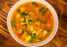 طريقة عمل شوربة البطاطس التركية