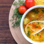 طريقة عمل شوربة الدجاج بالشعرية التركية