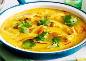 طريقة عمل دجاج بالكاري والكريمة الهندي