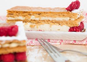 طريقة عمل عجين ميلفيه في المنزل