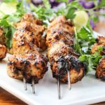 طريقة عمل أسياخ الدجاج المدخن