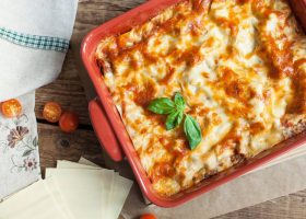 طريقة عمل لازانيا بالسوسيس