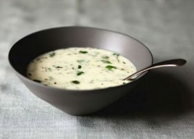 طريقة عمل شوربة الزبادي