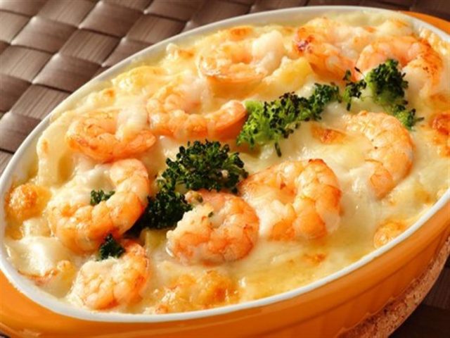 طريقة عمل طاجن المكرونة بالجمبري