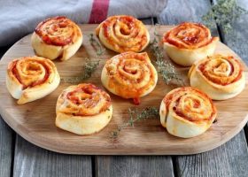 طريقة عمل سينابون البيتزا