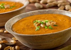 طريقة عمل شوربة الفول السوداني التايلندية