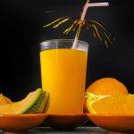 طريقة عمل عصير الكانتلوب والبرتقال