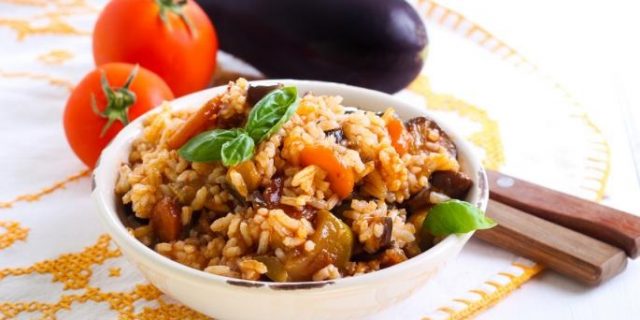 طريقة عمل الأرز بالباذنجان الإيطالي