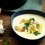 طريقة عمل شوربة البطاطا بالقرنبيط