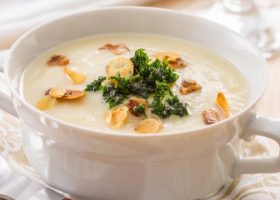 طريقة عمل شوربة اللوز التركية