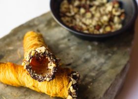 طريقة عمل كنافة أقماع بكريمة الأوريو