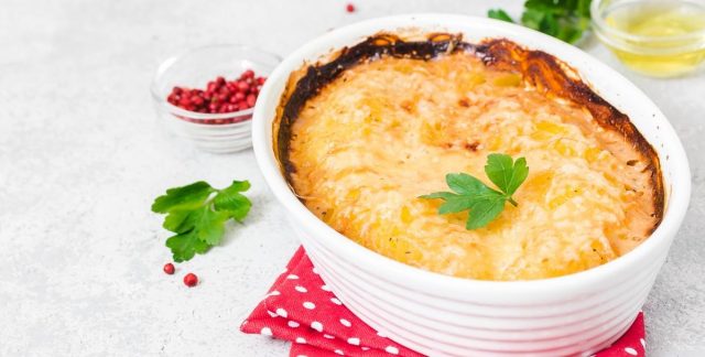 طريقة عمل أرز باللحم المفروم والبشاميل