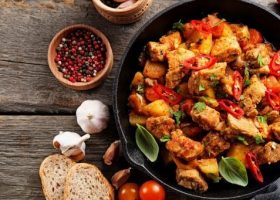 طريقة عمل الدجاج كباب حلة