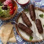 طريقة عمل كفتة بالسجق