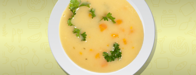 شوربة الكوسة والبطاطس والشيدر