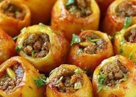 طريقة عمل بطاطس محشية بالكفتة