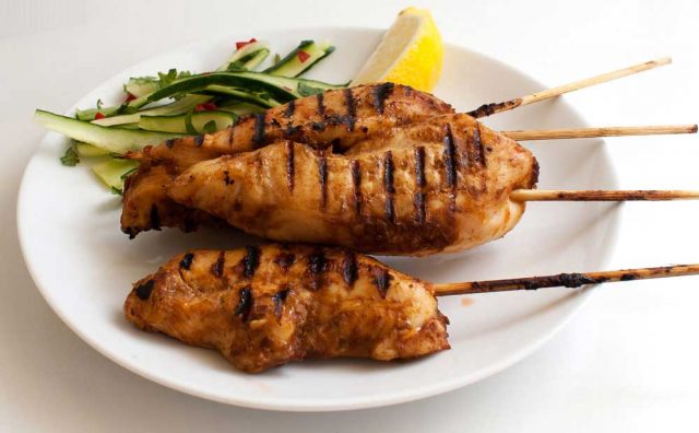 طريقة عمل ساتاي الدجاج