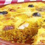 طريقة عمل طاجن أرز بالسجق في الفرن