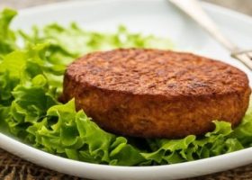 طريقة عمل البرجر النباتي بالمشروم