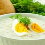 طريقة عمل شوربة البطاطس بالبيض